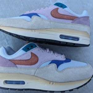DS Nike Air Max 1 Tan Lines